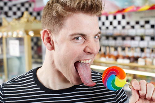 Video Nick Stoeberl Has The World S Longest Tongue Guinness World Records