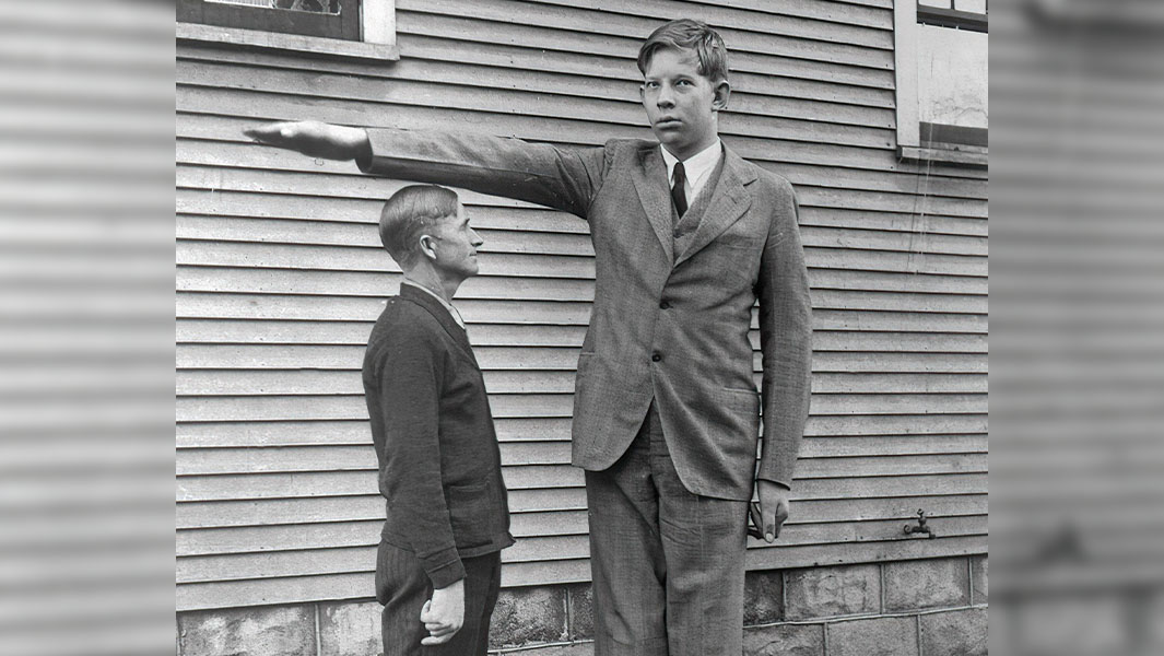 Tallest man ever Robert Wadlow’s height in every year of his life