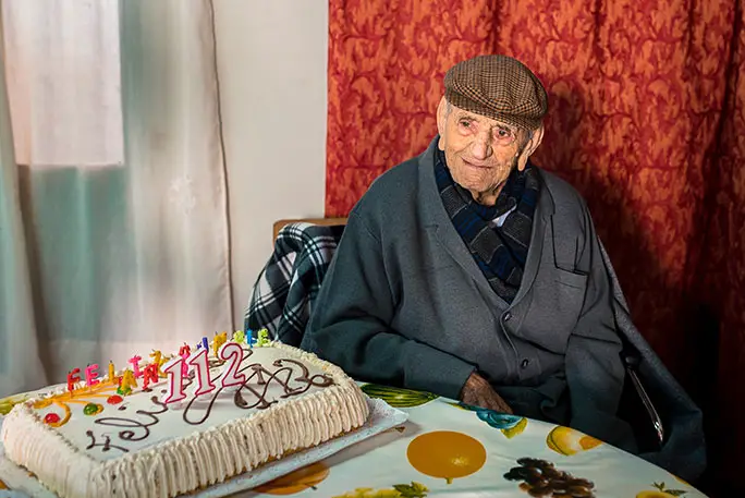 Oldest person feat officially achieved by Francisco Nuñez Olivera ...