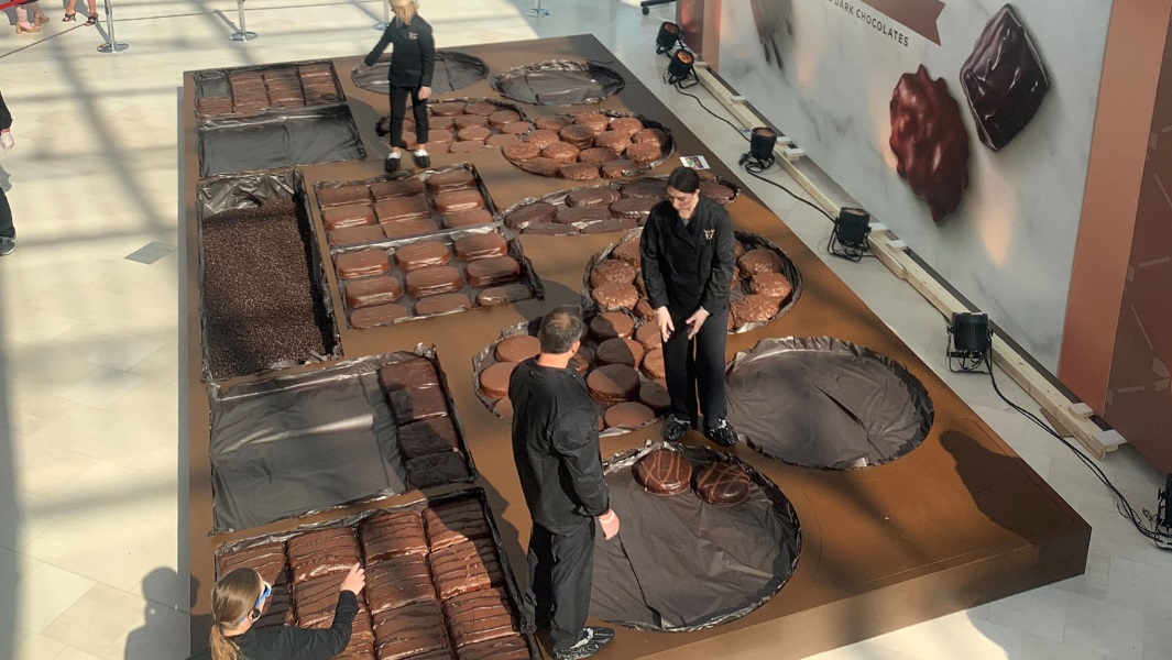World’s largest box of chocolates weighs more than a rhino