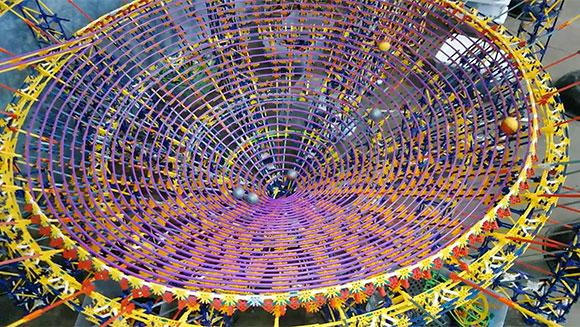 Video: Watch mesmerising footage of the world's largest K’NEX ball contraption