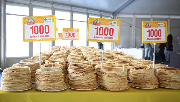 Shrove Tuesday: Russian flour company dishes up world’s largest serving of pancakes