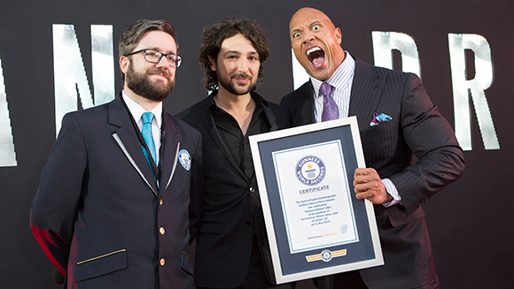Dwayne 'The Rock' Johnson sets selfie record with fans at San Andreas premiere in London