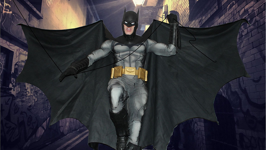 Cosplayer creates record-breaking Batman costume with 30 working gadgets