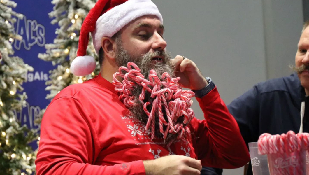 American man breaks Christmas record with 187 candy canes in his beard
