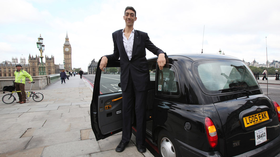 Tales of the tallest men in the world and why they reach such heights