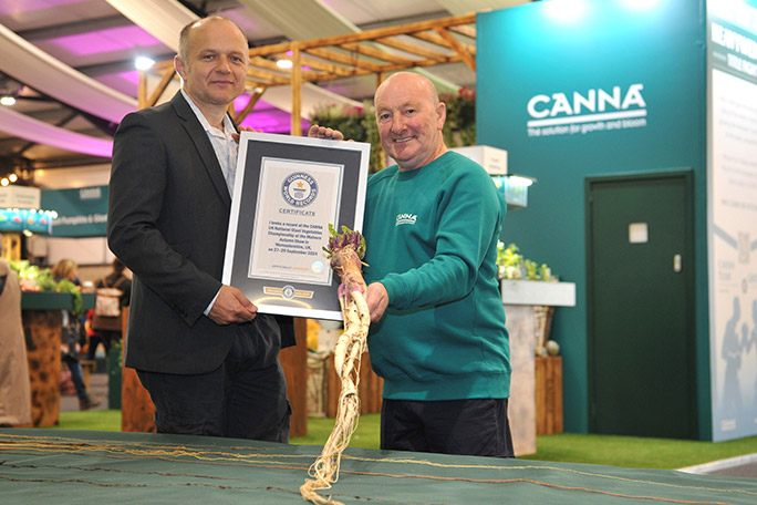 longest turnip grown by Joe Atherton