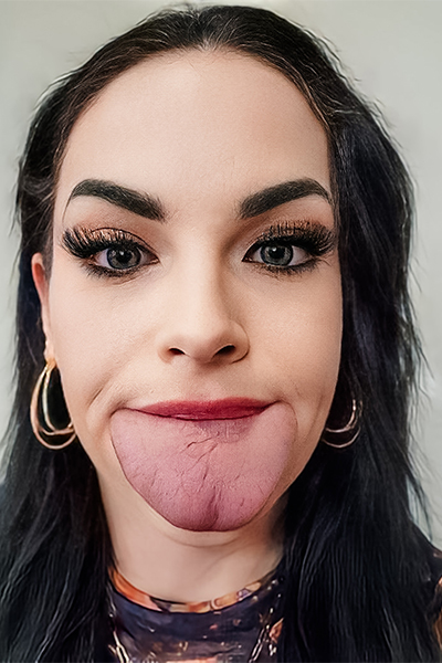 Woman with the widest tongue