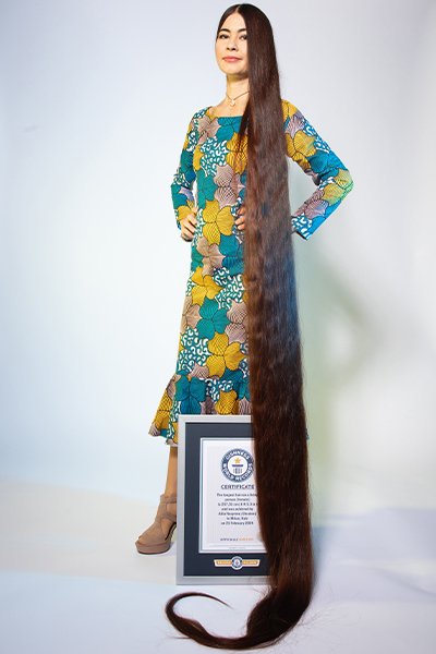 Woman with the longest hair