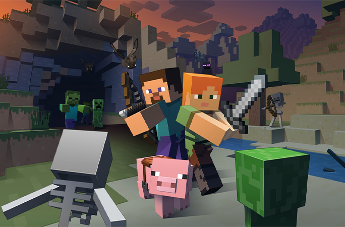 Minecraft characters fighting
