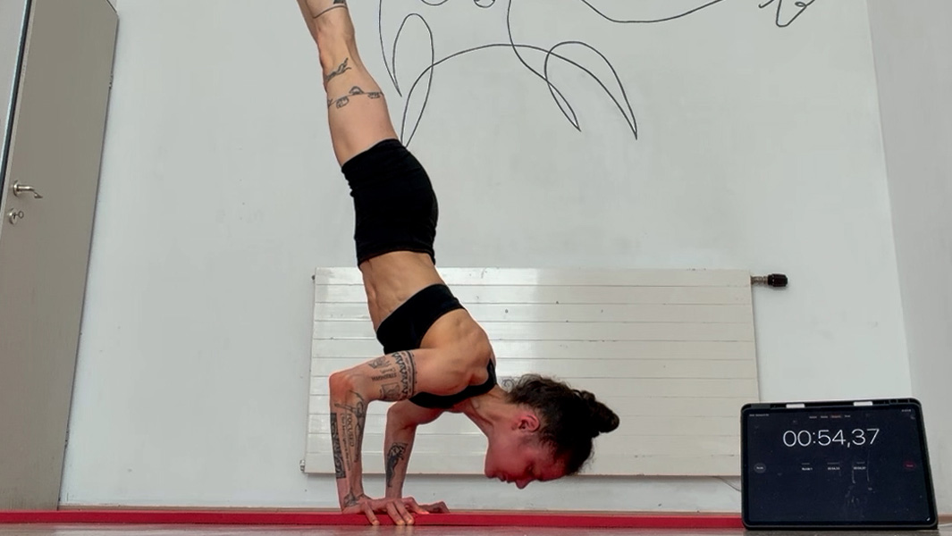 split image of Stefanie posing and doing a nose to ground handstand push up
