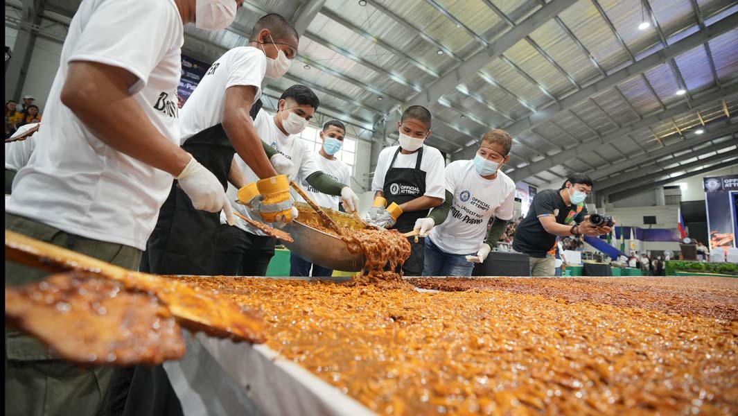 Split image of the largest nut brittle