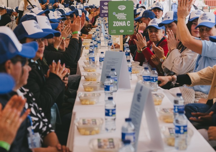 largest cheese tasting event by Alpina Colombia