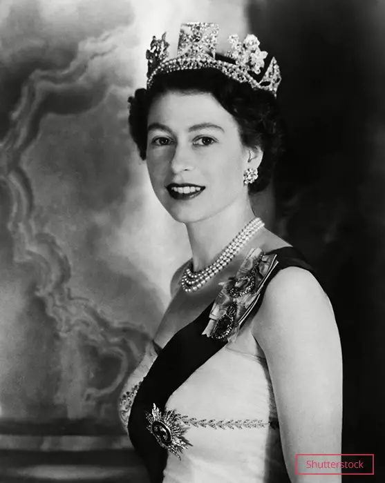 Black and white portrait of Queen Elizabeth II