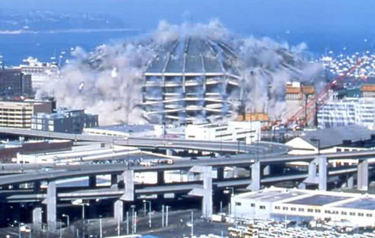 Largest structure demolished (by volume, controlled demolition)